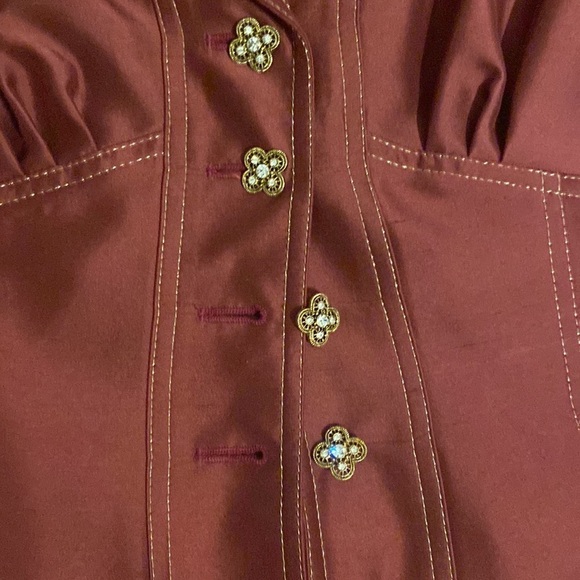 WOMEN’S Hartly skirt suit. Burgundy jacket with skirt - Picture 4 of 9